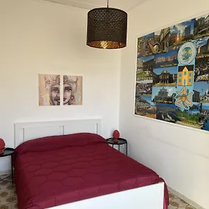 https://marys-center-house.sicilyhotelsitaly.net
